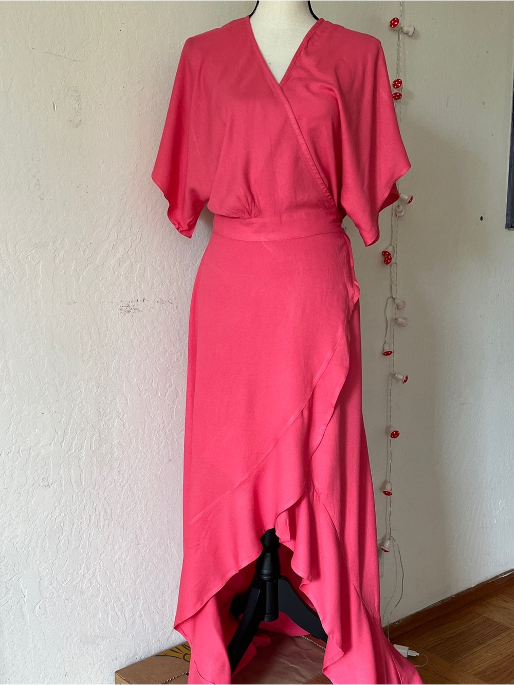 Young fabulous broke pink wrap dress